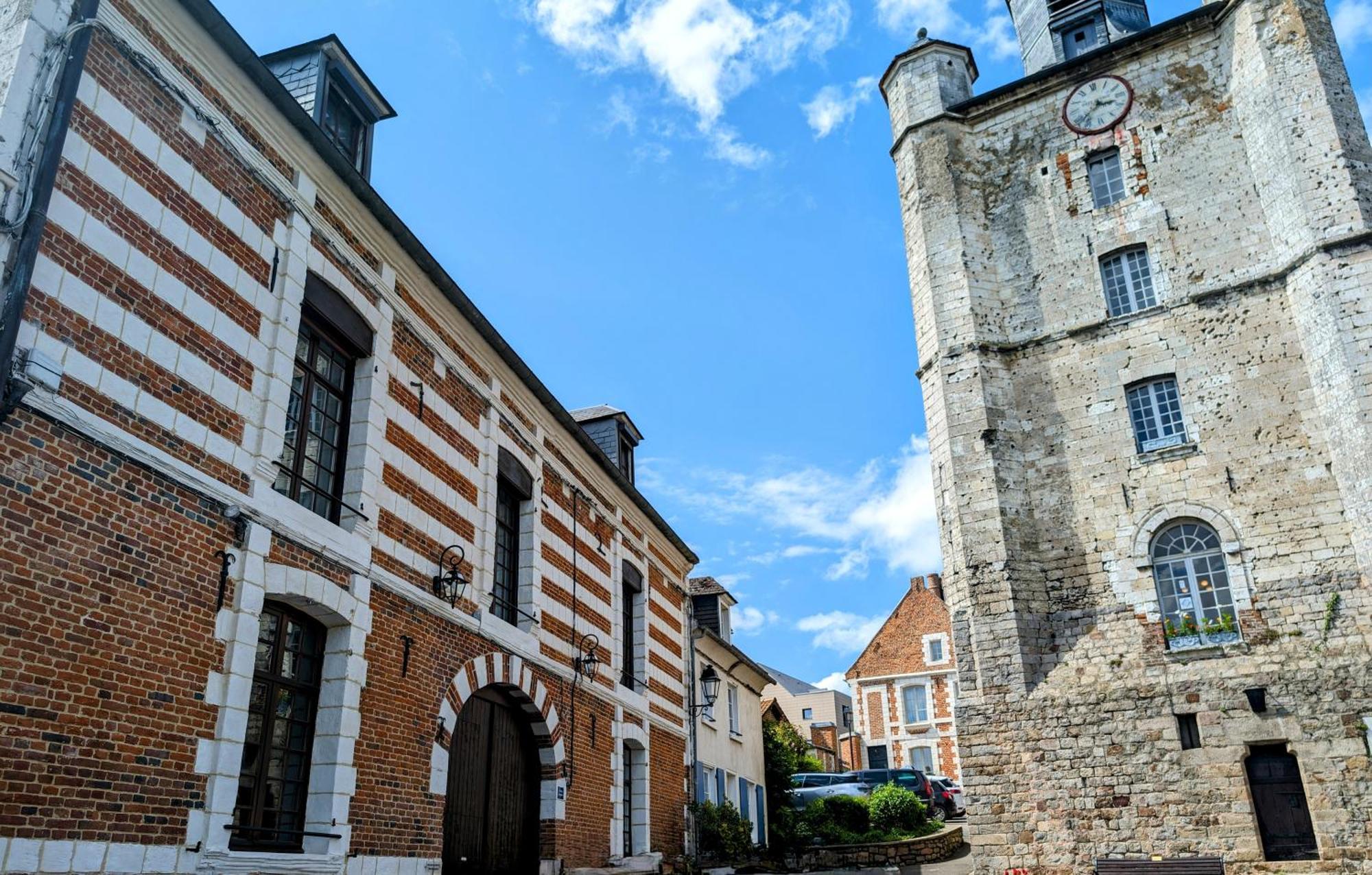 Le Relais Du Beffroi & Spa Saint-Riquier Exteriör bild