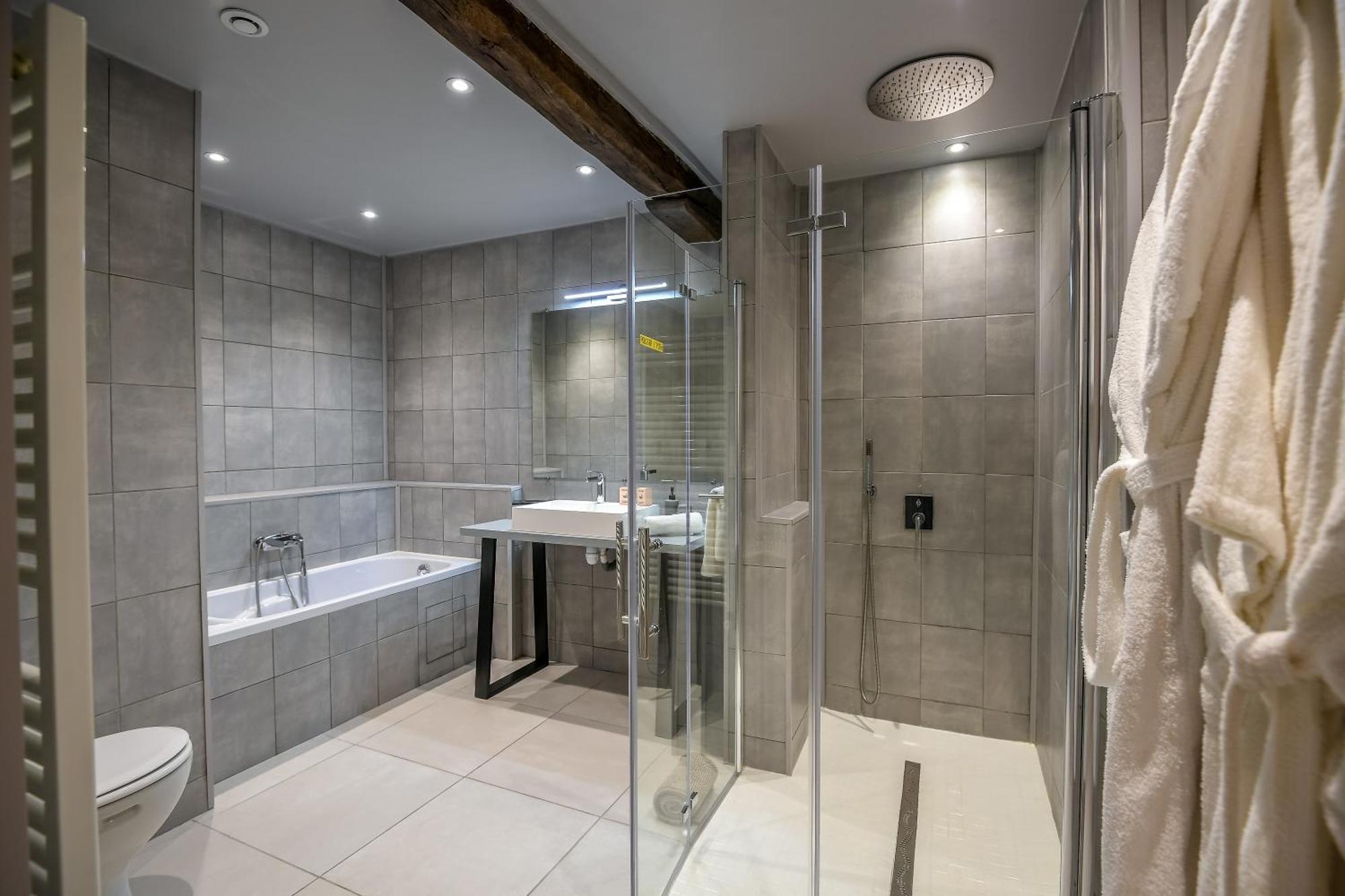 Le Relais Du Beffroi & Spa Saint-Riquier Exteriör bild